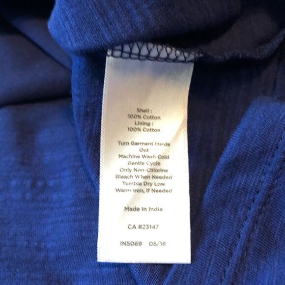 NWT! Talbots blue short sleeve tee. Size medium - Picture 4 of 9